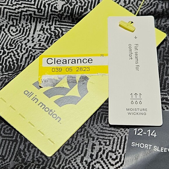 All In Motion Moisture Wicking Tee Boys Size Large Black Gray Chest T-Shirt - Picture 4 of 6